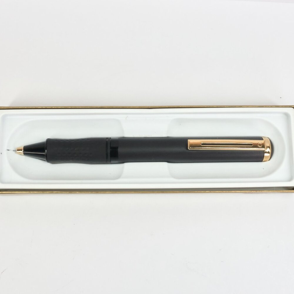 Sheaffer Award 133 BPT Ballpoint Pen / Black Matte Gold Trim / USA Made